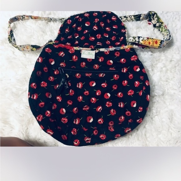 VERA BRADLEY Floral Rounded Crossbody Magnetic Closure Wear Inside Out - Picture 4 of 4